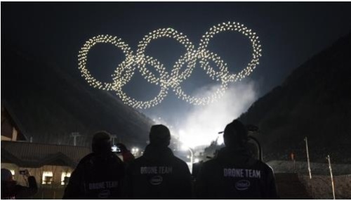 平昌五輪で活躍したドローン、ショーや警備・聖火リレーにも登場